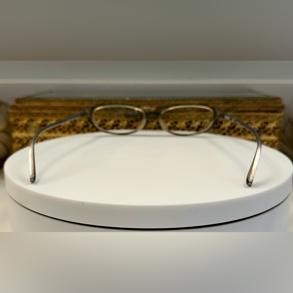 DKNY - Cat-Eye Tortoiseshell-Patterned Rx Eyeglass Frames - Silver Arms - EUC - Picture 6 of 17